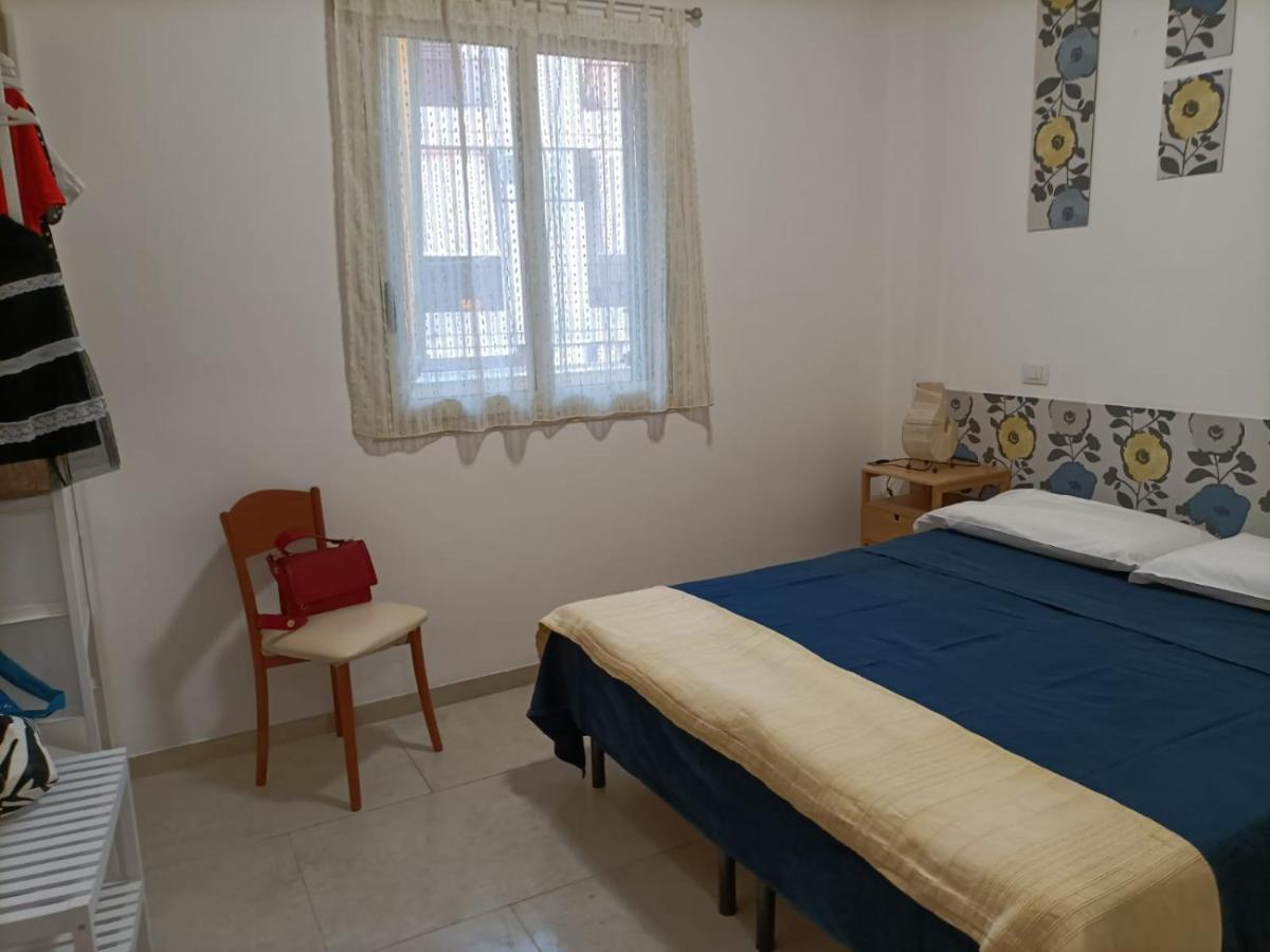 Casa Vacanze Il Giardino Dei Girasoli Marina di Ragusa Buitenkant foto