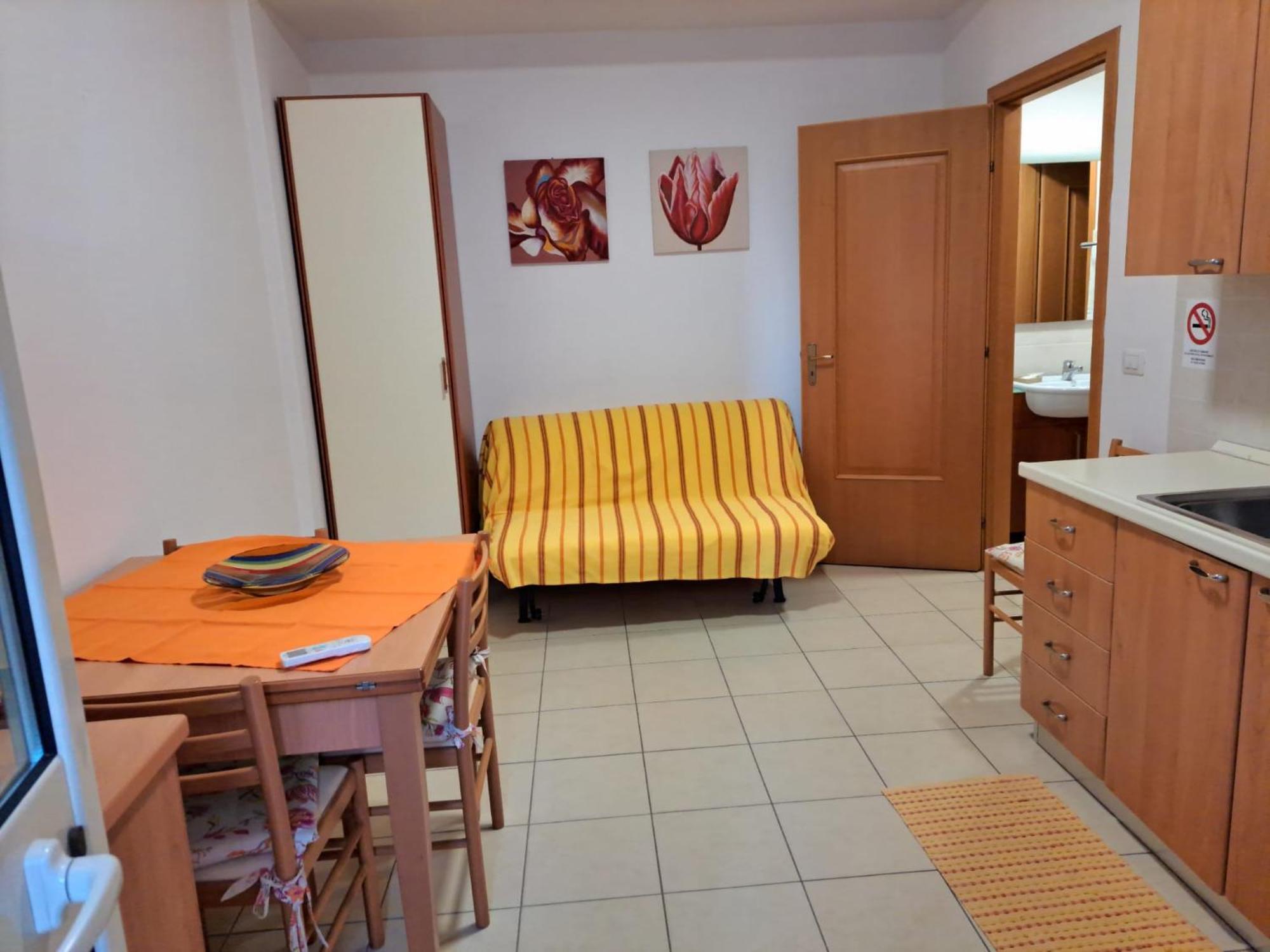 Casa Vacanze Il Giardino Dei Girasoli Marina di Ragusa Buitenkant foto